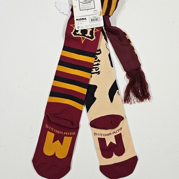 Harry Potter Gryffindor Sweater 7/8 & Madmia Socks Collab Set NWT/NWOT - Picture 6 of 12